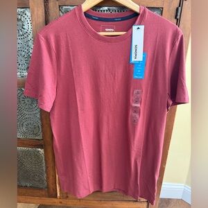 NWT: Sonoma Flexwear Men's Short Sleeve Tee in Deep Red, size Medium